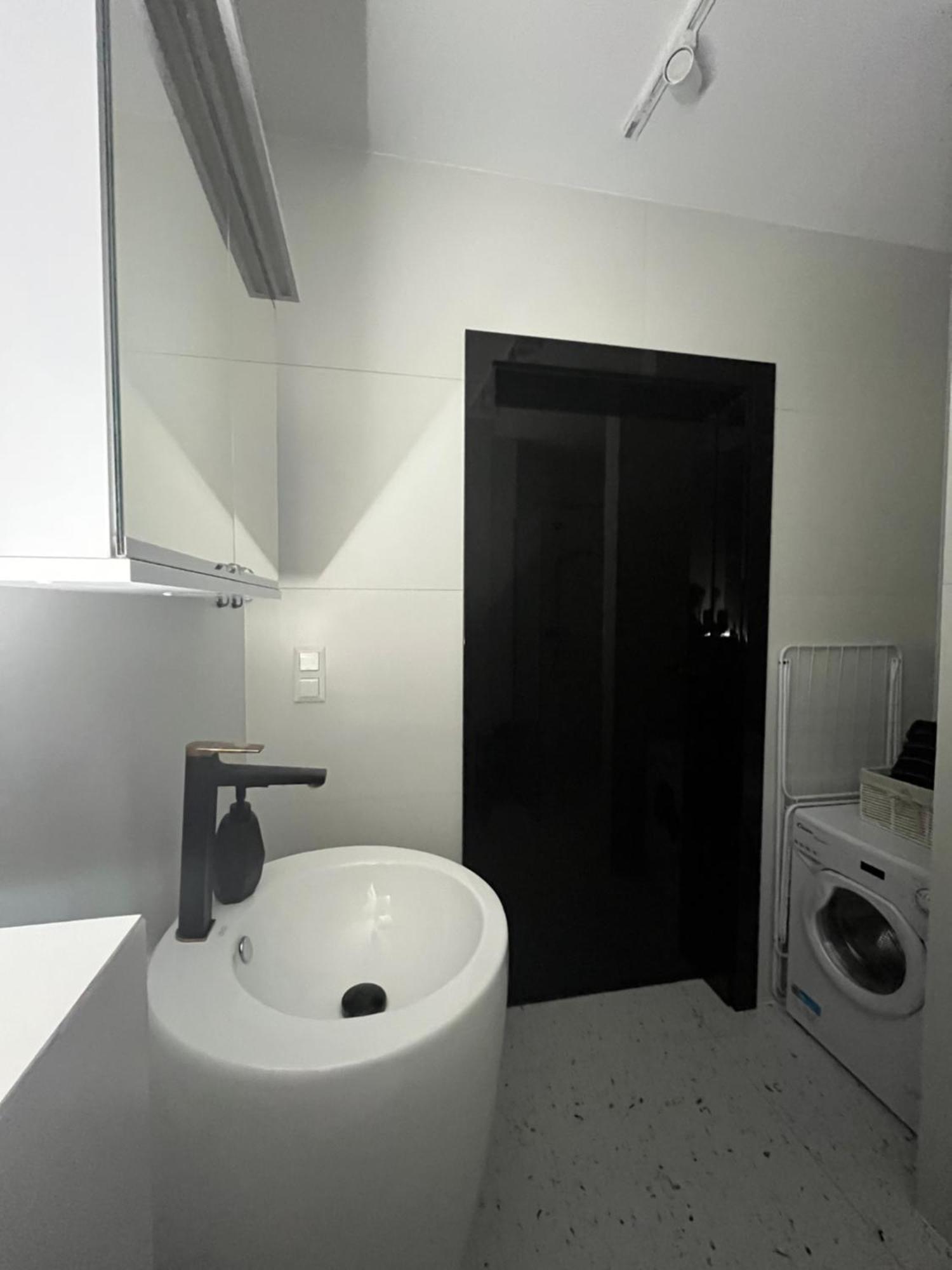Apartament Nova Klonova Porto Kielce Esterno foto