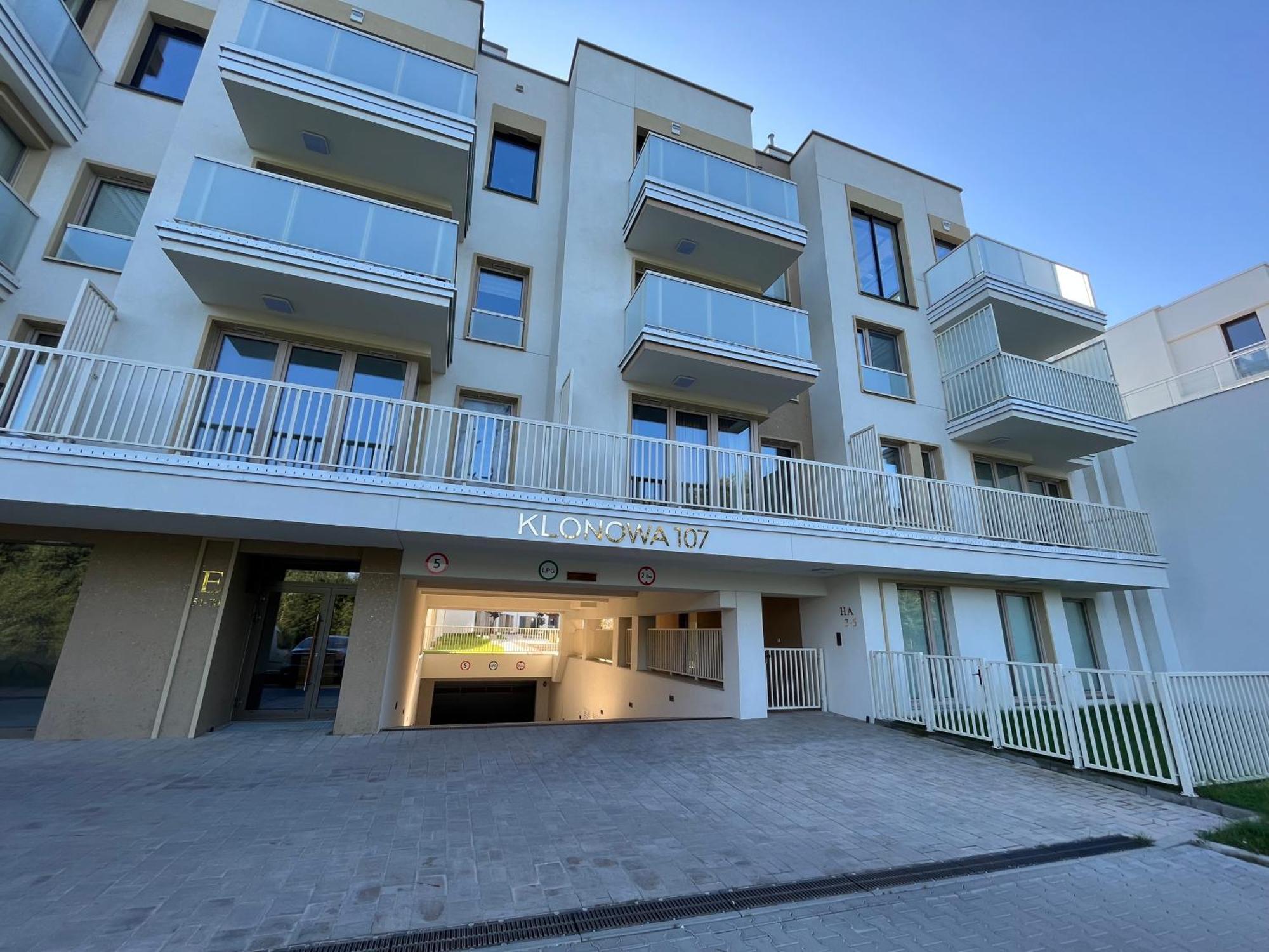 Apartament Nova Klonova Porto Kielce Esterno foto